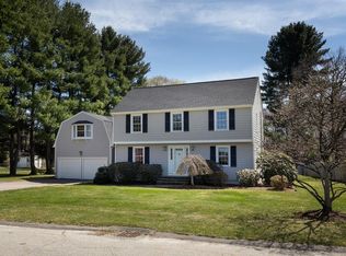 6 Reservoir Dr, Southborough, MA 01772