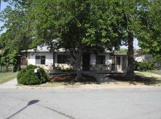 6918 Olive St, Highland, CA 92346