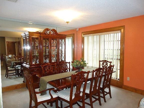 3rd image of 2106 Eddie Ct