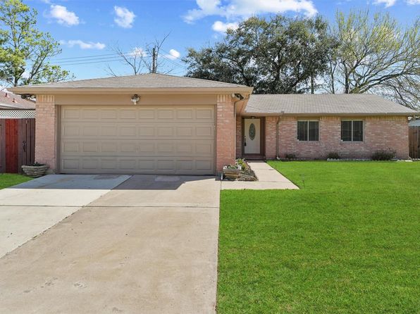 10339 King Ranch Ln, Sugar Land, TX 77498