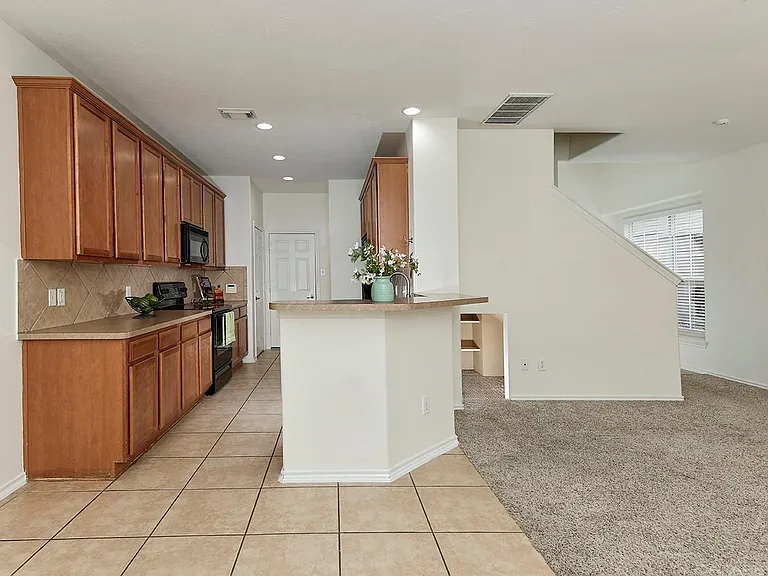 51 Wickerdale Pl — Photo 8