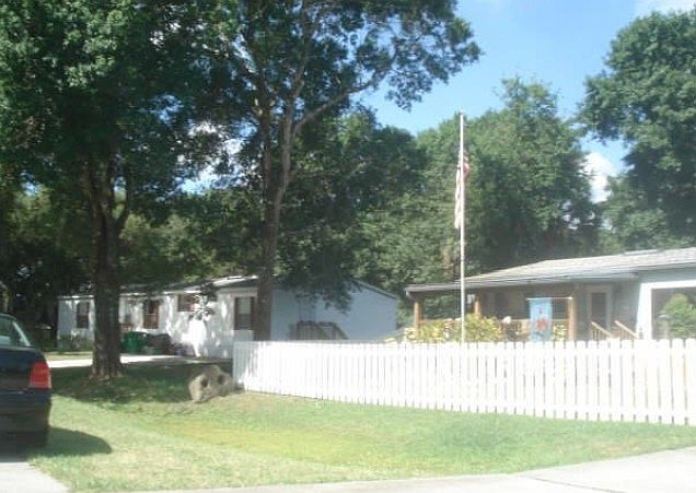 2nd image of 2408 Rowland Ct