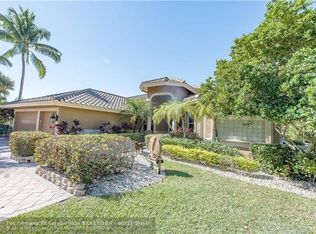 6629 NW 97th Ln, Parkland, FL 33076