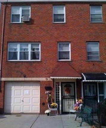 2nd image of 2535 Bronxwood Ave