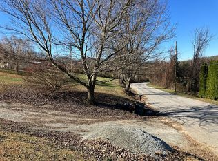 849 Dellinger School Rd, Red Lion, PA 17356