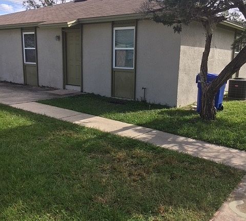 2nd image of 1000 S Winterhawk Dr #C