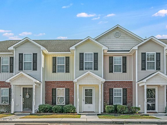 3rd image of 317 Glen Cannon Drive