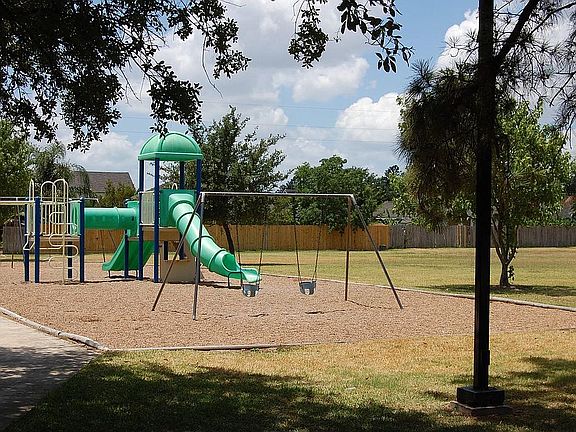 2nd image of 3606 Campfield Ct