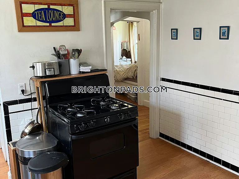 41 Hatherly Rd #1 — Photo 12