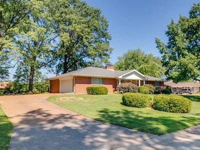 4451 Nazareth Hills Dr, Saint Louis, MO, 63129