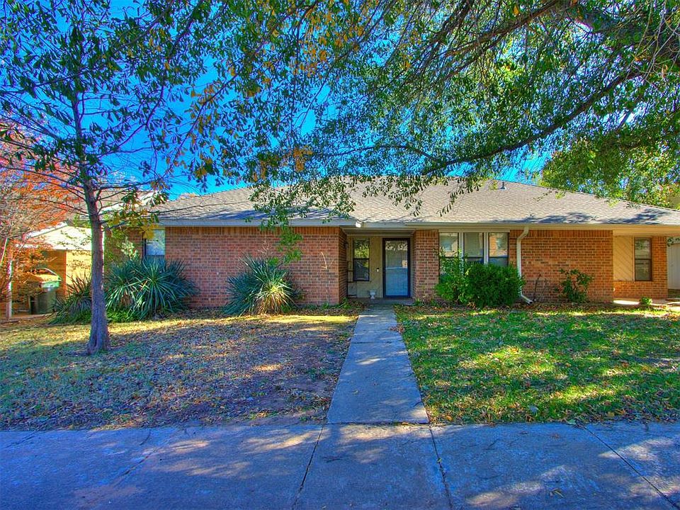 1st image of 1209 Clearwater Dr