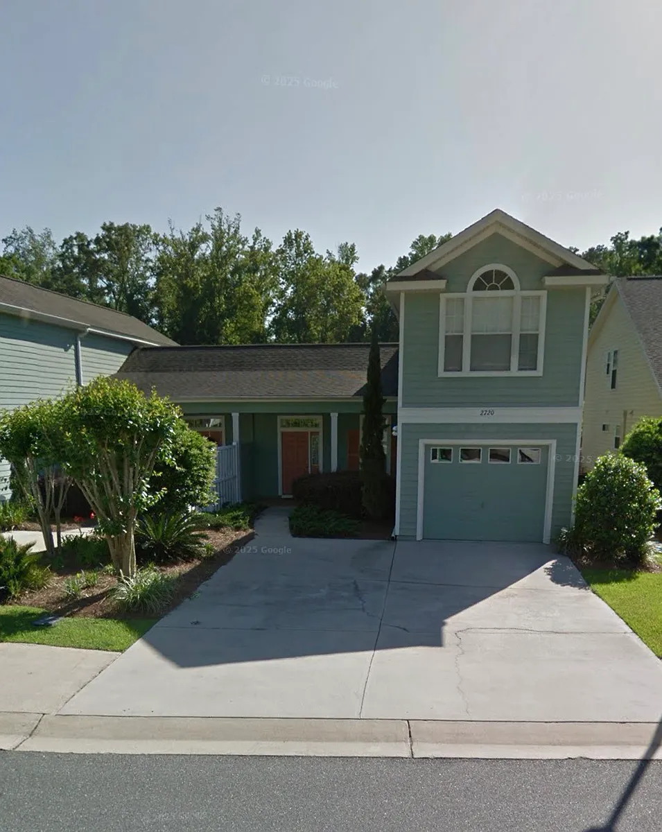 Building Photo - 2720 Laurelwood Ln