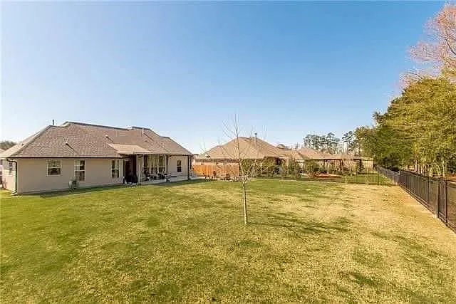 152 Fayedaye Dr — Photo 20