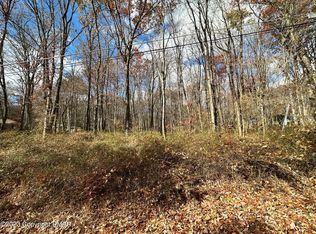 Chestnut Dr, Lehighton, PA 18235