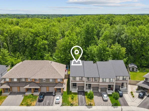 188 Larimar Cir, Ottawa, ON K1X 0B6