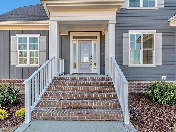 4th image of 6401 Camellia Creek Dr
