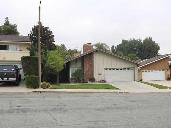 3rd image of 2092 Shady Brook Dr