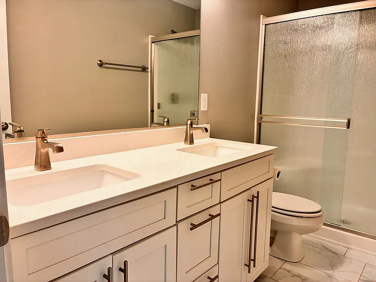 750 SE Westown Pkwy — Photo 27