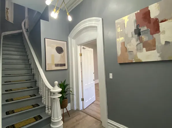 234 Lark St #3, Albany, NY 12210