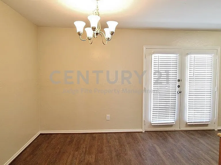 610 Overlook Dr — Photo 4