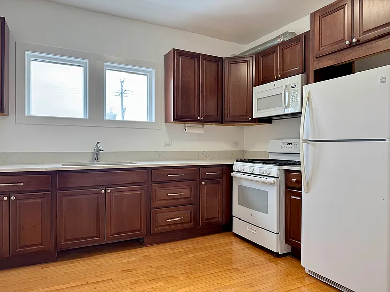 2125 Wesley Ave #2 — Photo 22