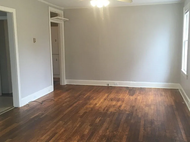710 S Bonham Rd — Photo 5