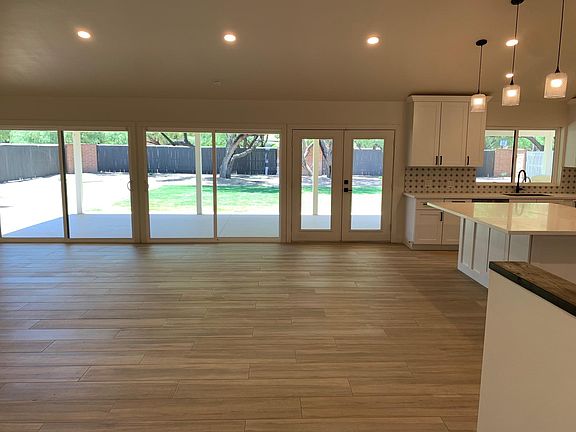 4th image of 5950 E San Mateo
