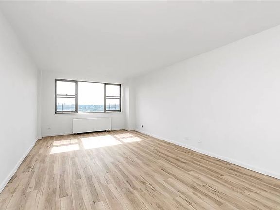 2nd image of 61-20 Grand Central Pkwy #C1001
