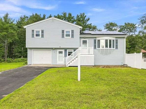 3 Charbonneau Ave, Lakeville, MA 02347