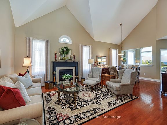 5th image of 52 Fenton Ln