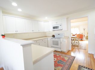 14 Deerfield Way, Westborough, MA 01581