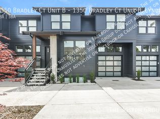 1350 Bradley Ct UNIT B, Lynden, WA 98264