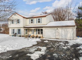40-42 Hanover Rd, Delmar, NY 12054
