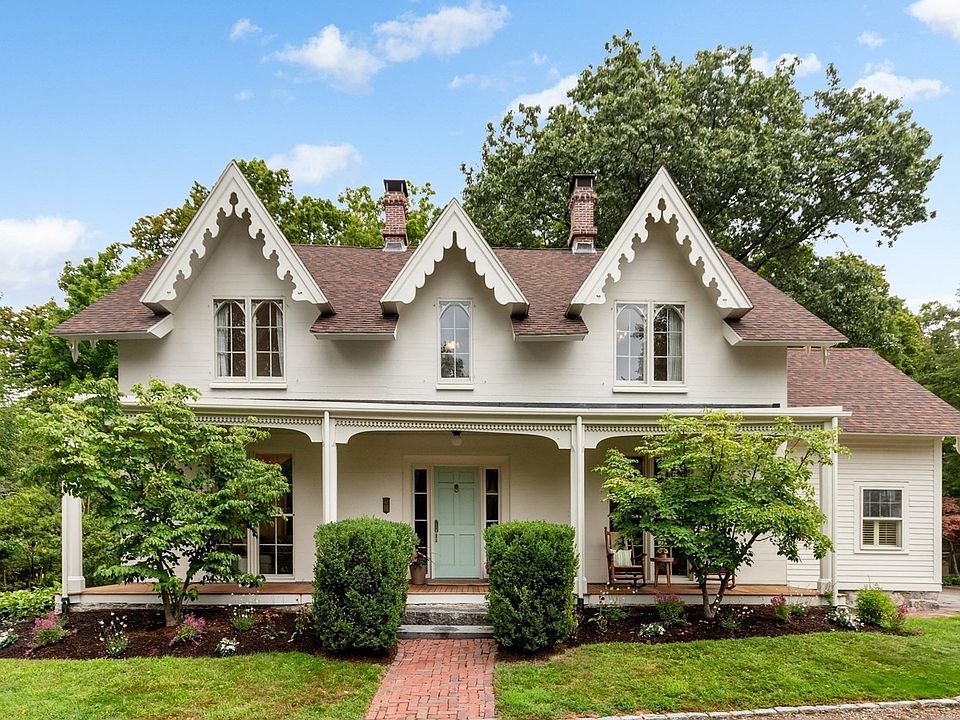 1st image of 82 Old River Pl