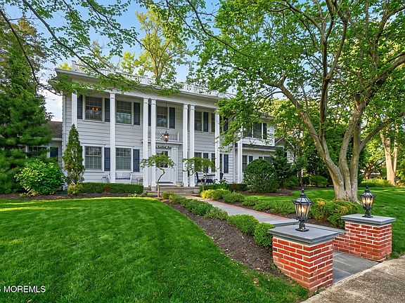 2nd image of 104 Bimbler Boulevard