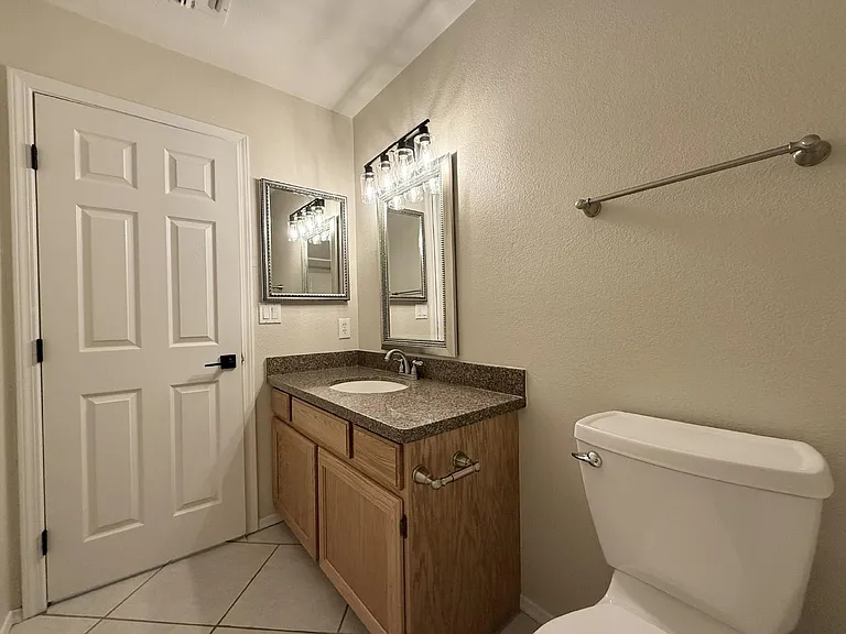 4408 S Caitlan Ave — Photo 22
