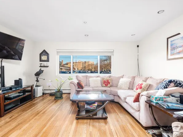 151-42 82nd Street image 3 of 24