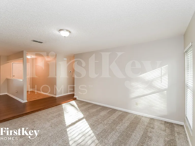 9586 S Villiers Dr — Photo 7