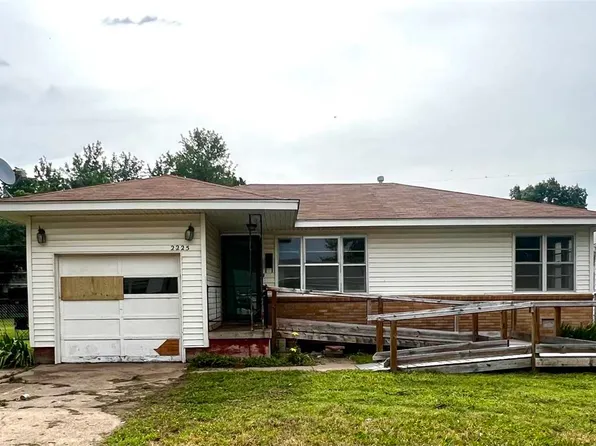 2225 Jane St, Ponca City, OK 74601