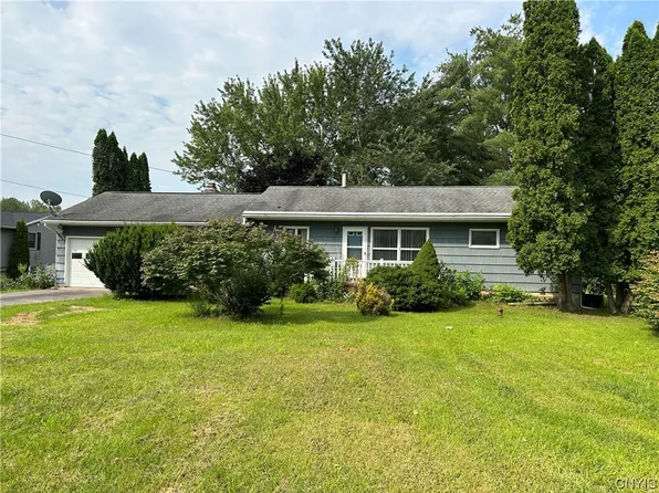 783 Us Route 11, Central Square, NY 13036