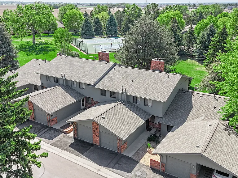 1404 Adriel Dr — Photo 47