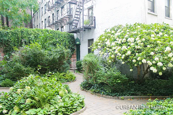 Rented by Urban Real Estate Inc | media 36