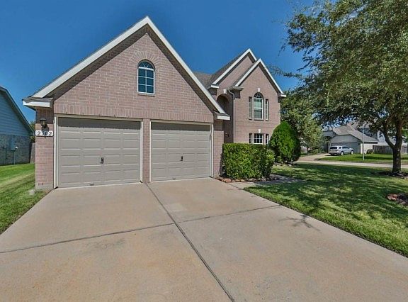 3rd image of 2502 Cascade Glen Dr