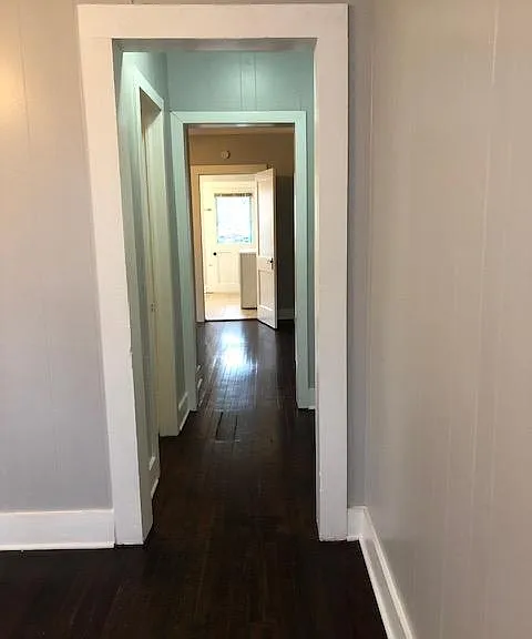 406 S Jefferson St — Photo 14