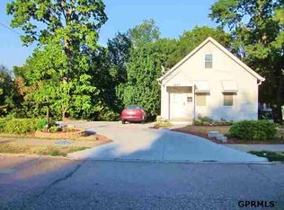 4025 S 13th St, Omaha, NE 68107