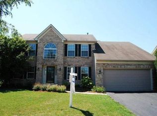 940 Asbury Dr, Aurora, IL 60502