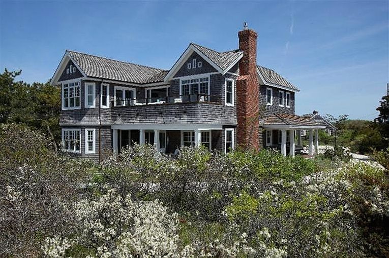 Beautiful 3500 square foot Cape Cod style home