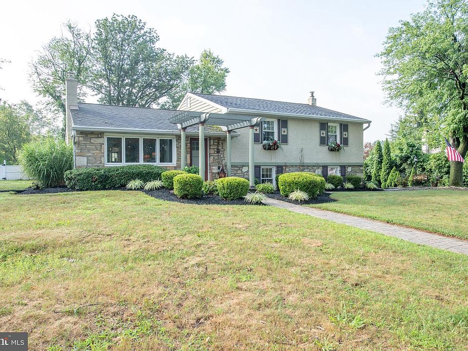 1st image of 119 Fairhill Dr