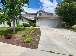 7038 Freesia Ct, Corona, CA 92880