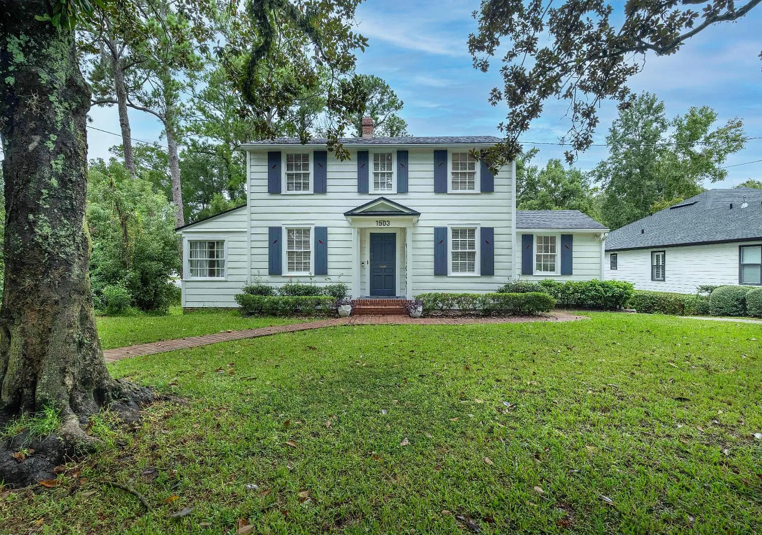1503 Lorimier Rd — Photo 1
